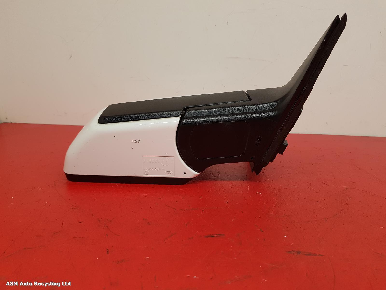 View Auto part R Door Mirror Kia Soul 2011