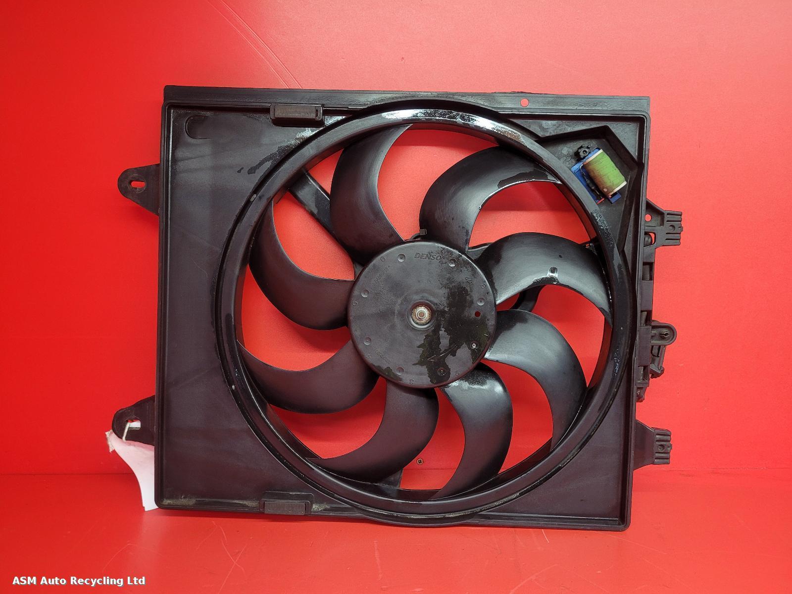 View Auto part Engine Cooling Motor Chrysler Ypsilon 2013
