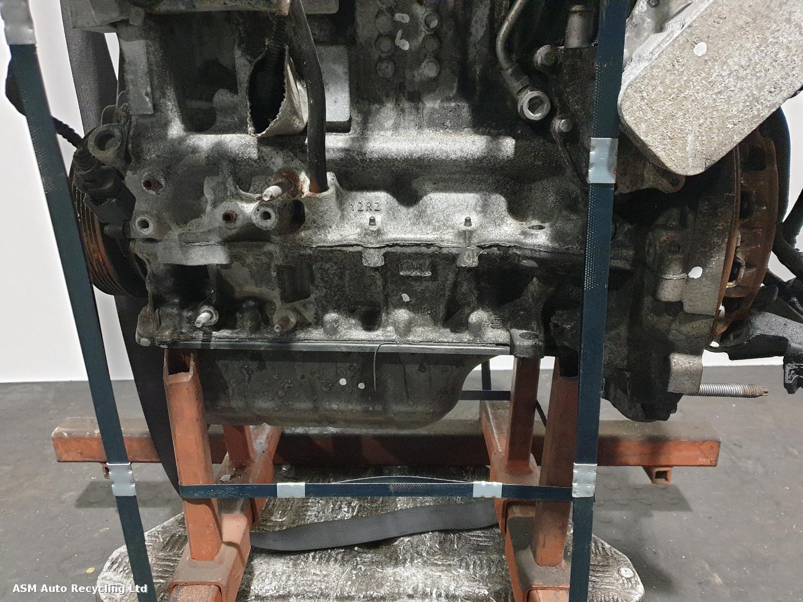 View Auto part Engine Peugeot 208 2014