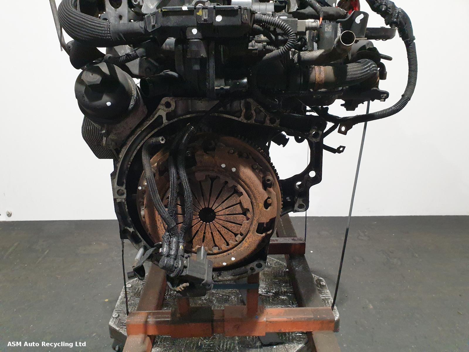 View Auto part Engine Peugeot 208 2014