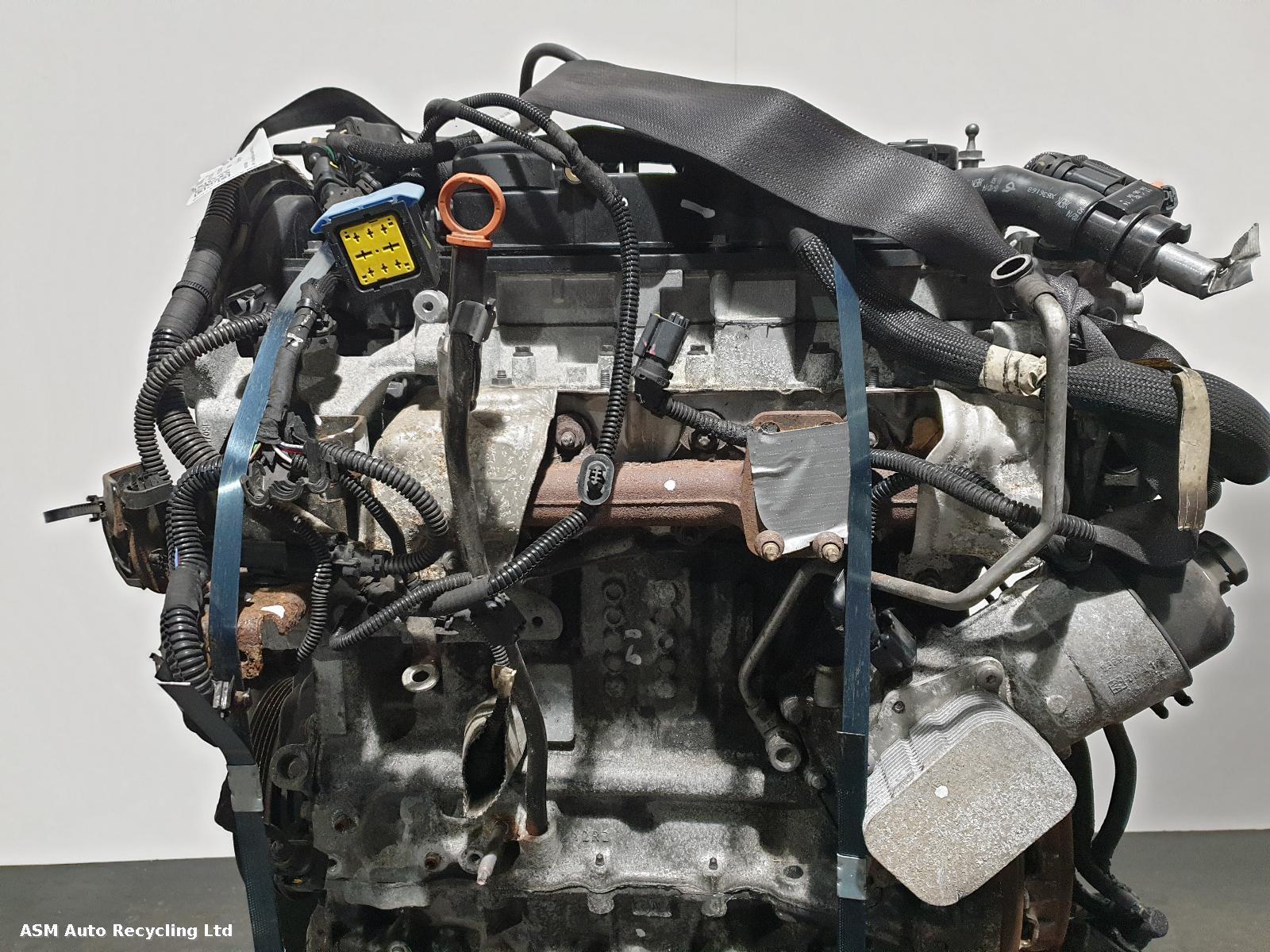 View Auto part Engine Peugeot 208 2014