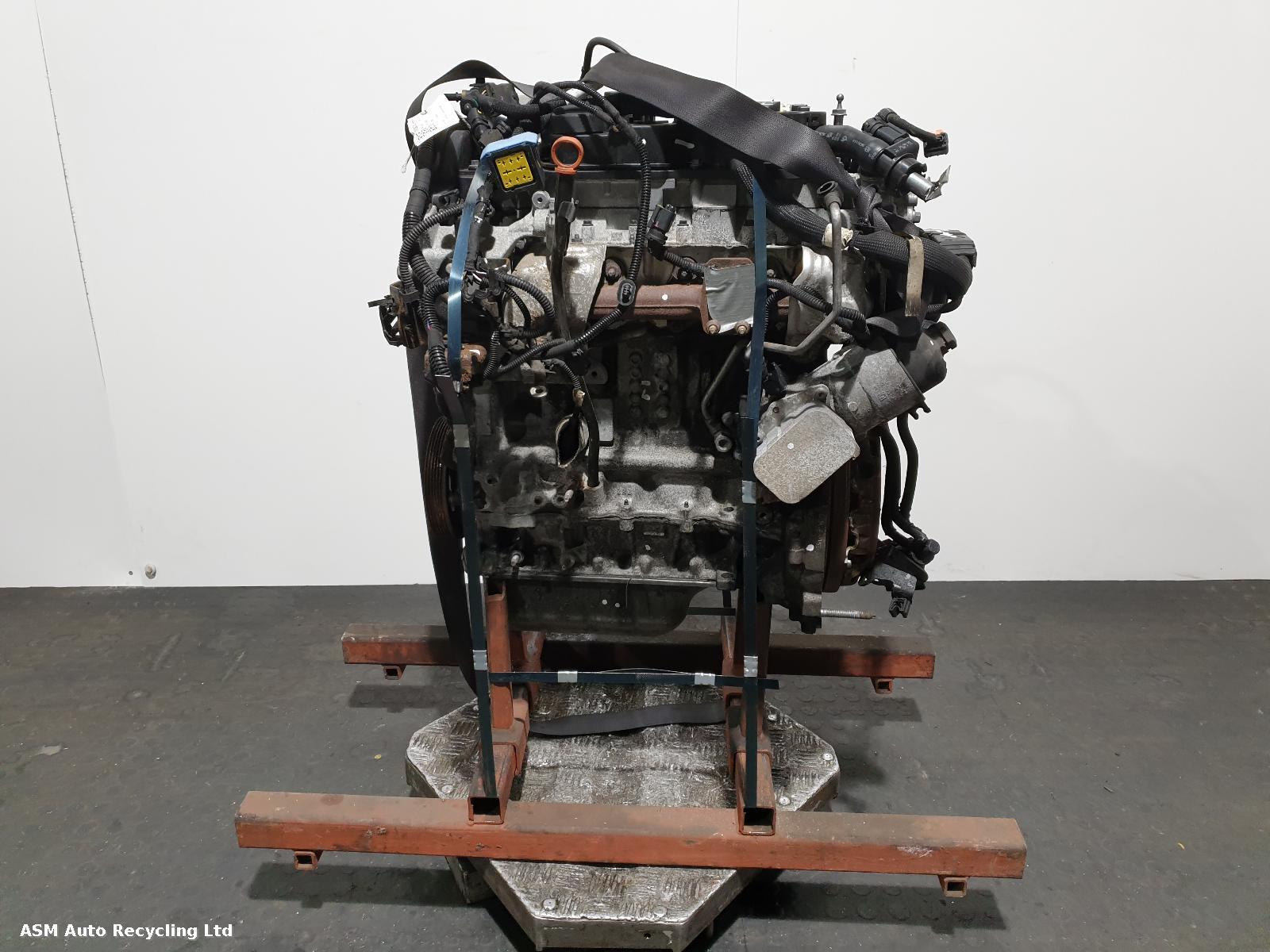 View Auto part Engine Peugeot 208 2014