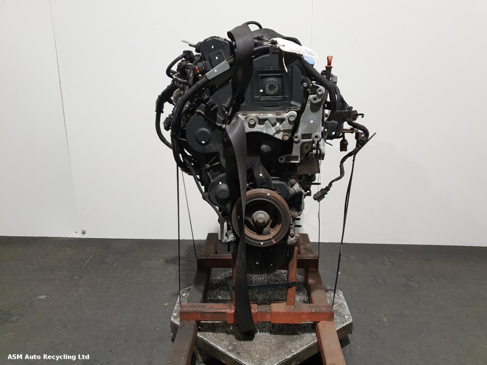 View Auto part Engine Peugeot 208 2014