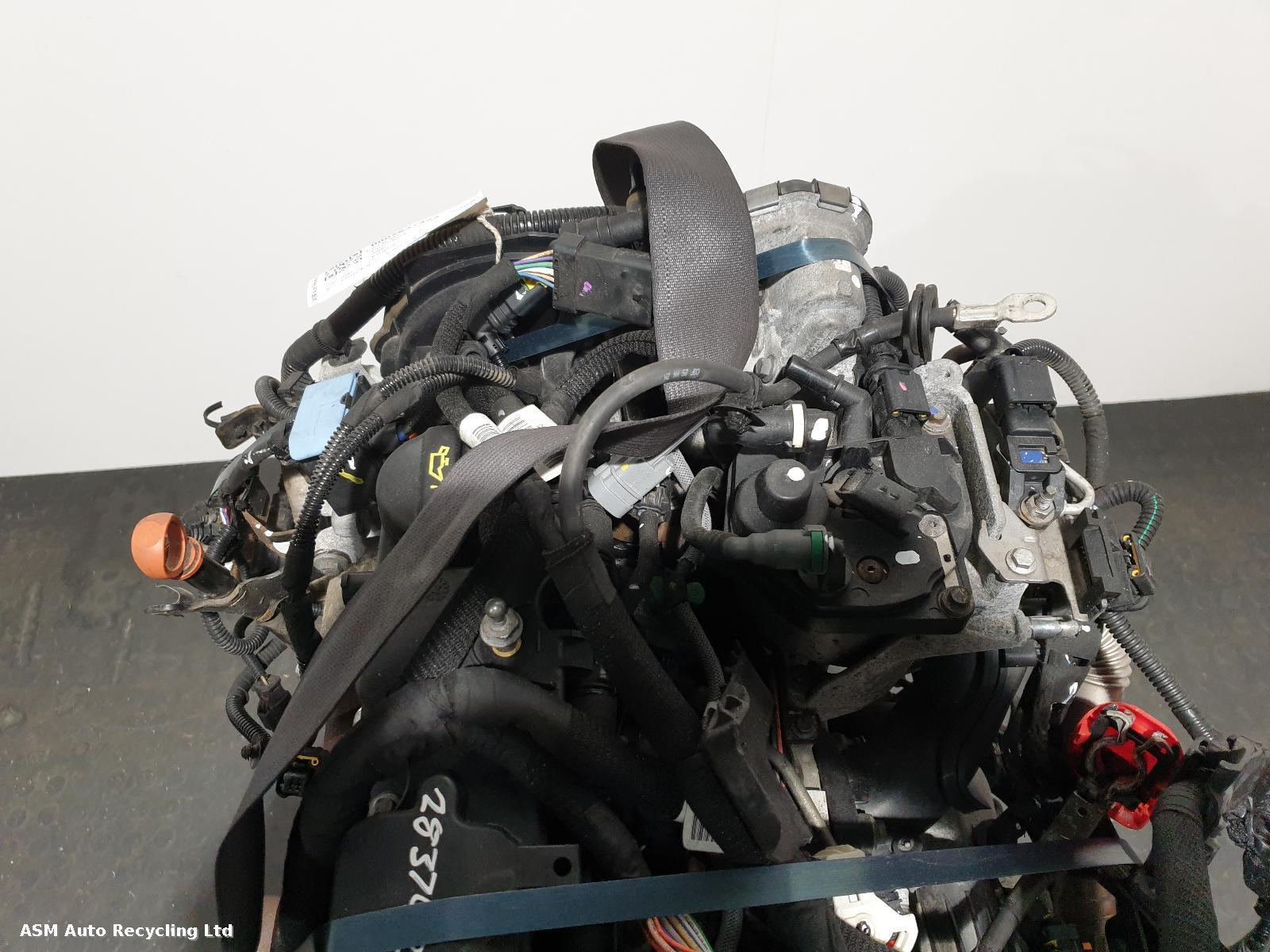 View Auto part Engine Peugeot 208 2014