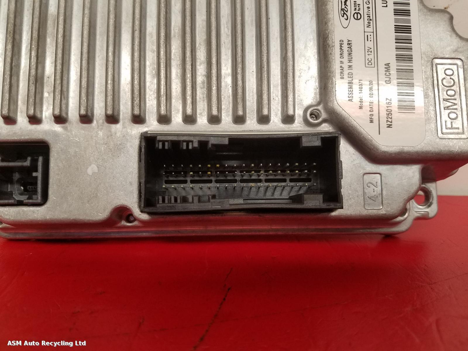 View Auto part Radio Display Ford Fiesta 2020