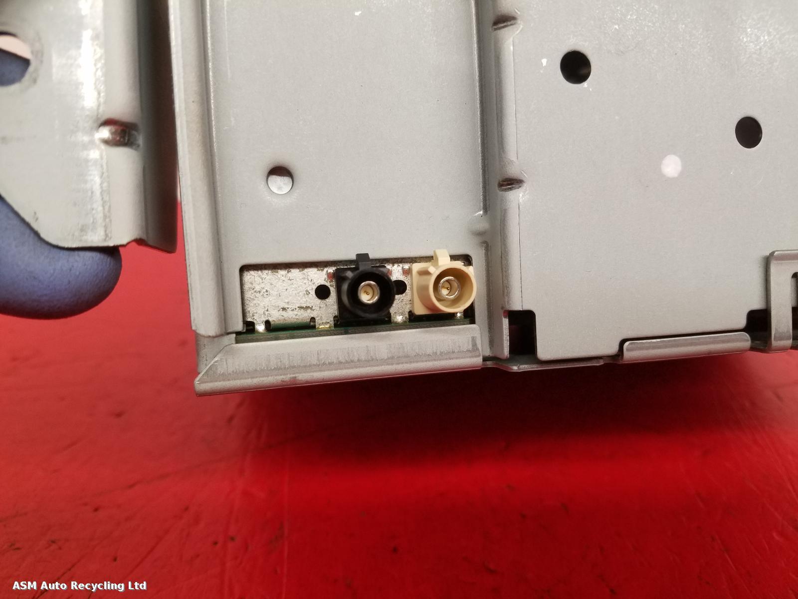 View Auto part Radio Display Ford Fiesta 2020