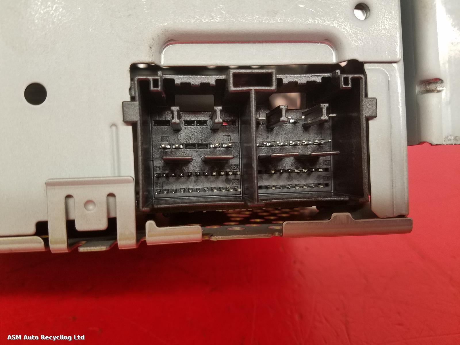 View Auto part Radio Display Ford Fiesta 2020