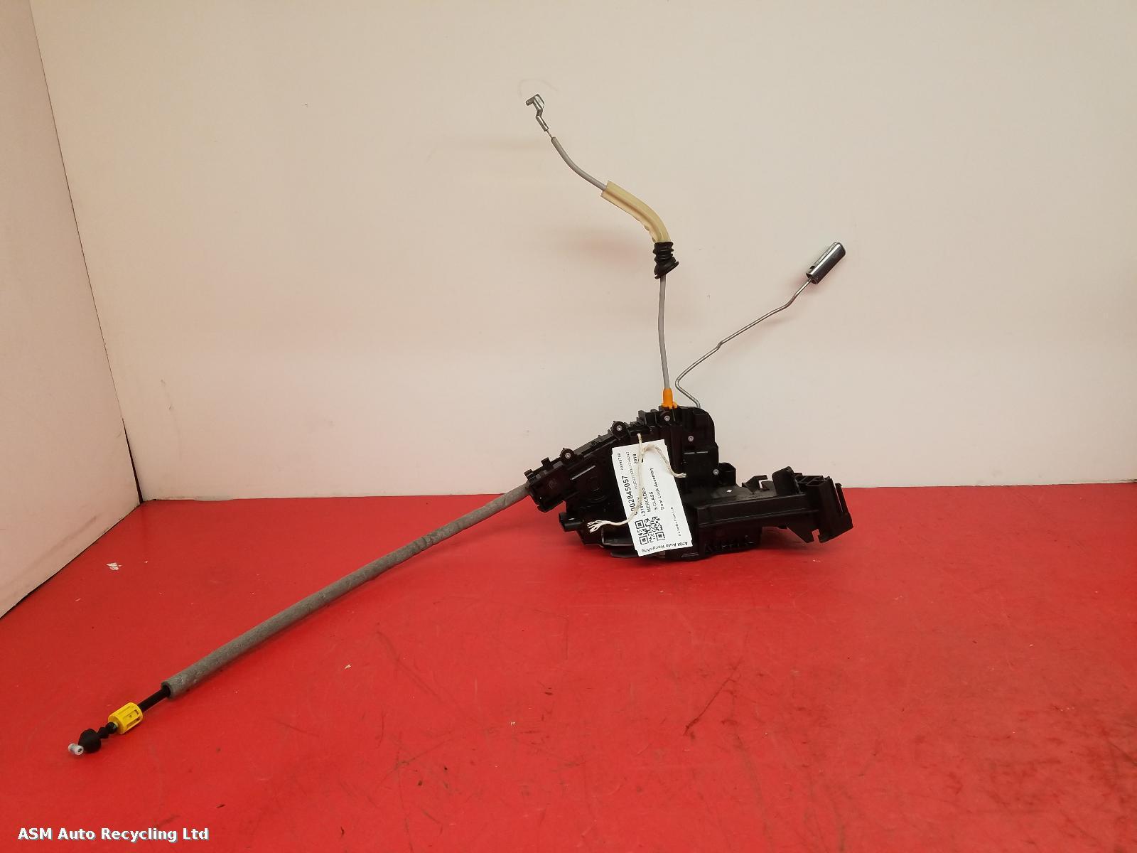 View Auto part Door Lock Assembly Mercedes S Class 2018