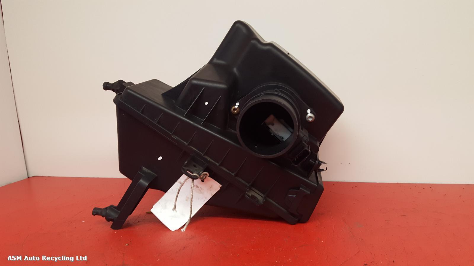 View Auto part Air Cleaner/Box Nissan Qashqai 2009