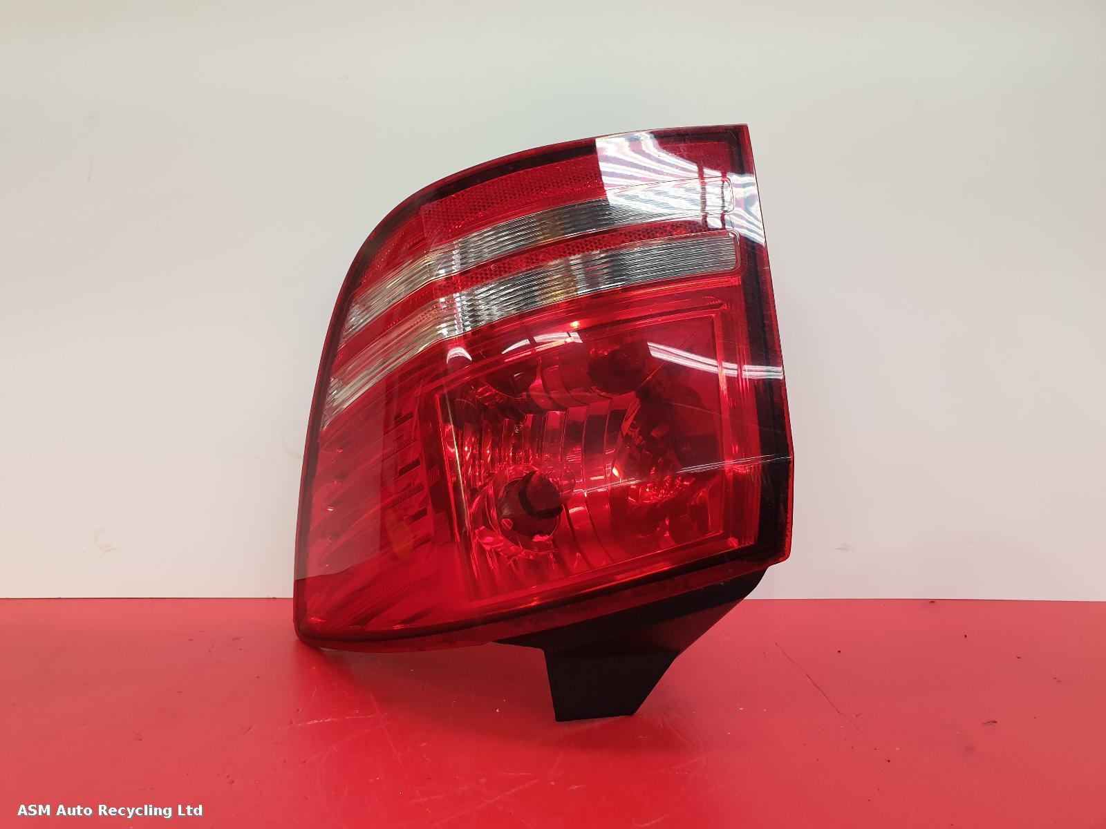 View Auto part R Taillight Dodge Journey 2010