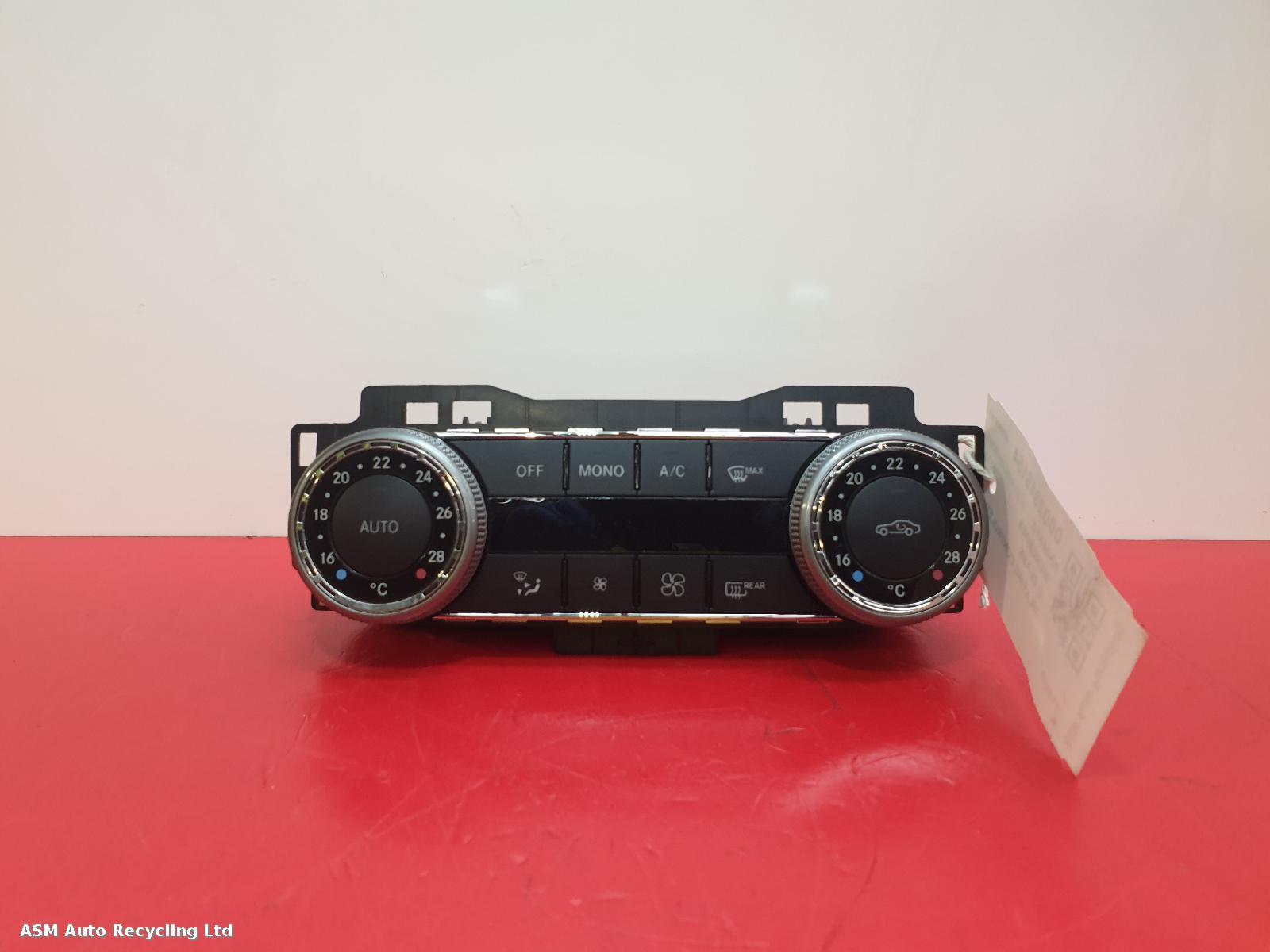 View Auto part Heater/AC Controller Mercedes C Class 2009