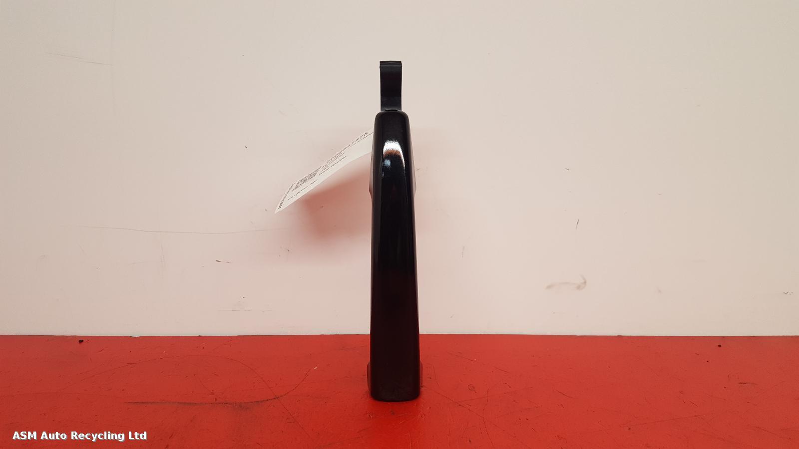 View Auto part Door Handle Peugeot 208 2019