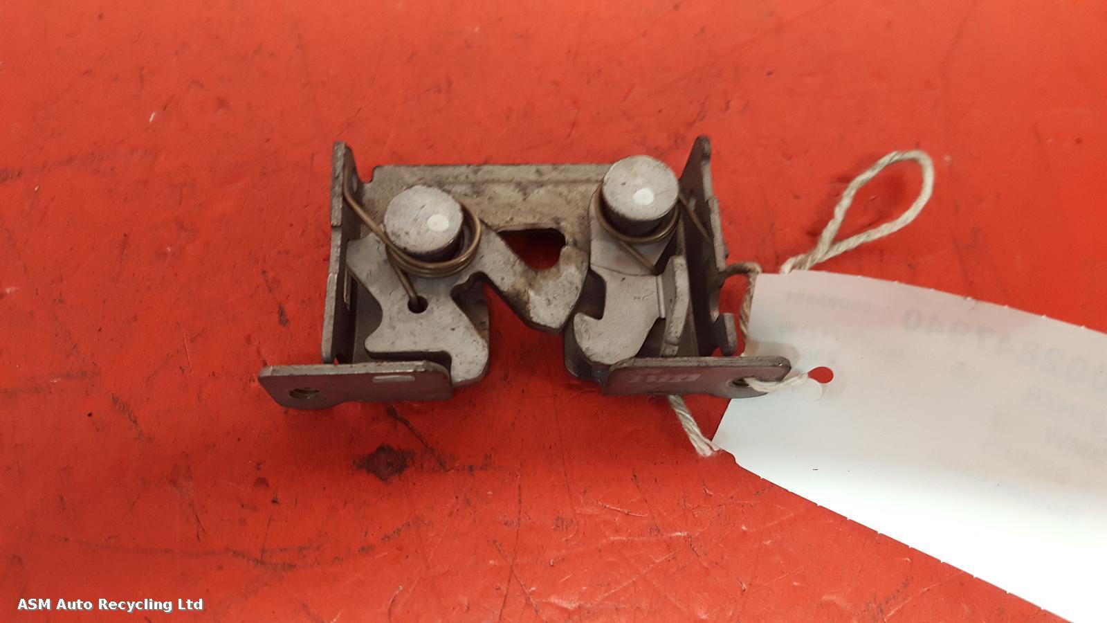 View Auto part Bonnet Latch Bmw 6 Series 2007