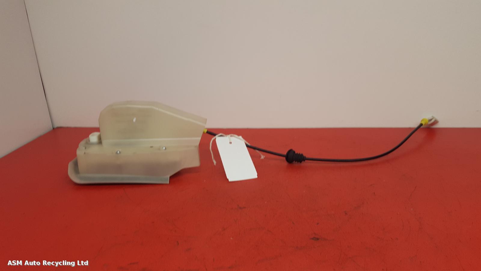 View Auto part Door Lock Assembly Tesla Model 3 2019