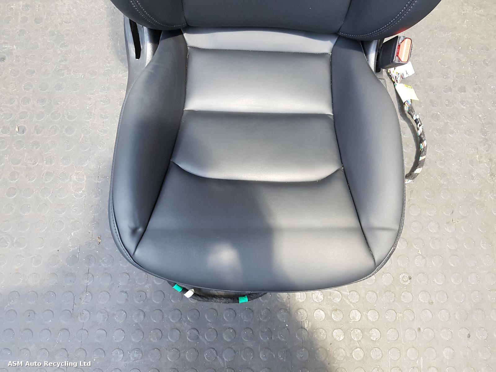 View Auto part Complete Interior Tesla Model 3 2019