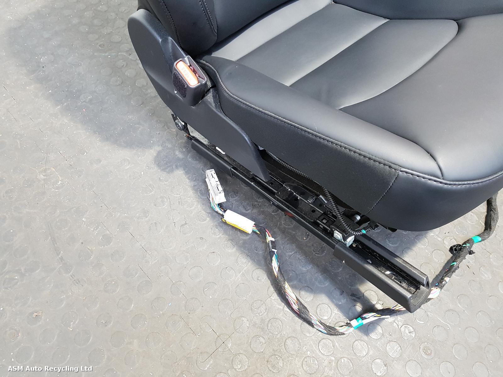 View Auto part Complete Interior Tesla Model 3 2019