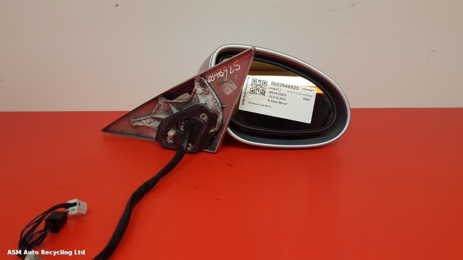 View Auto part R Door Mirror Mercedes Cls Class 2006