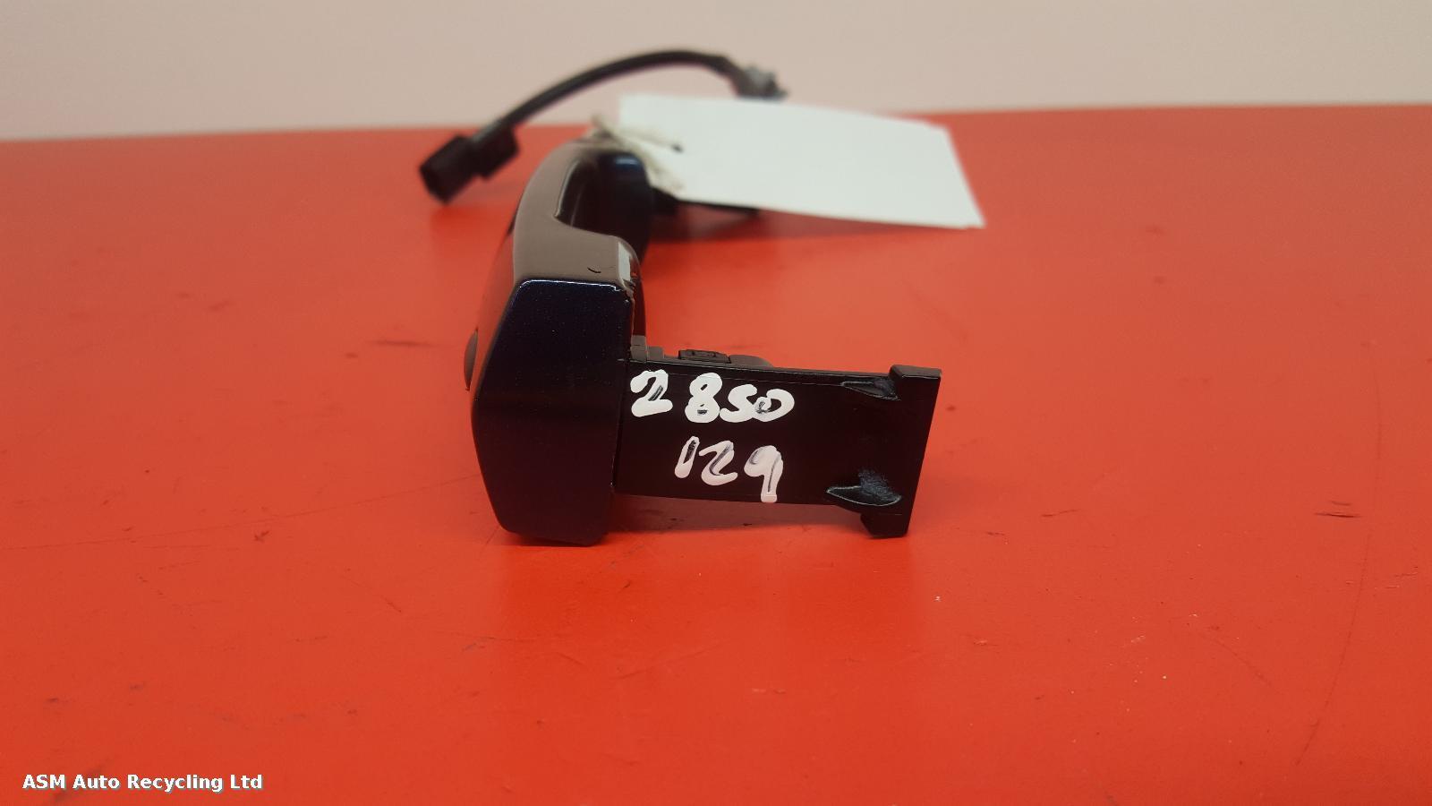 View Auto part Door Handle Nissan Leaf 2021