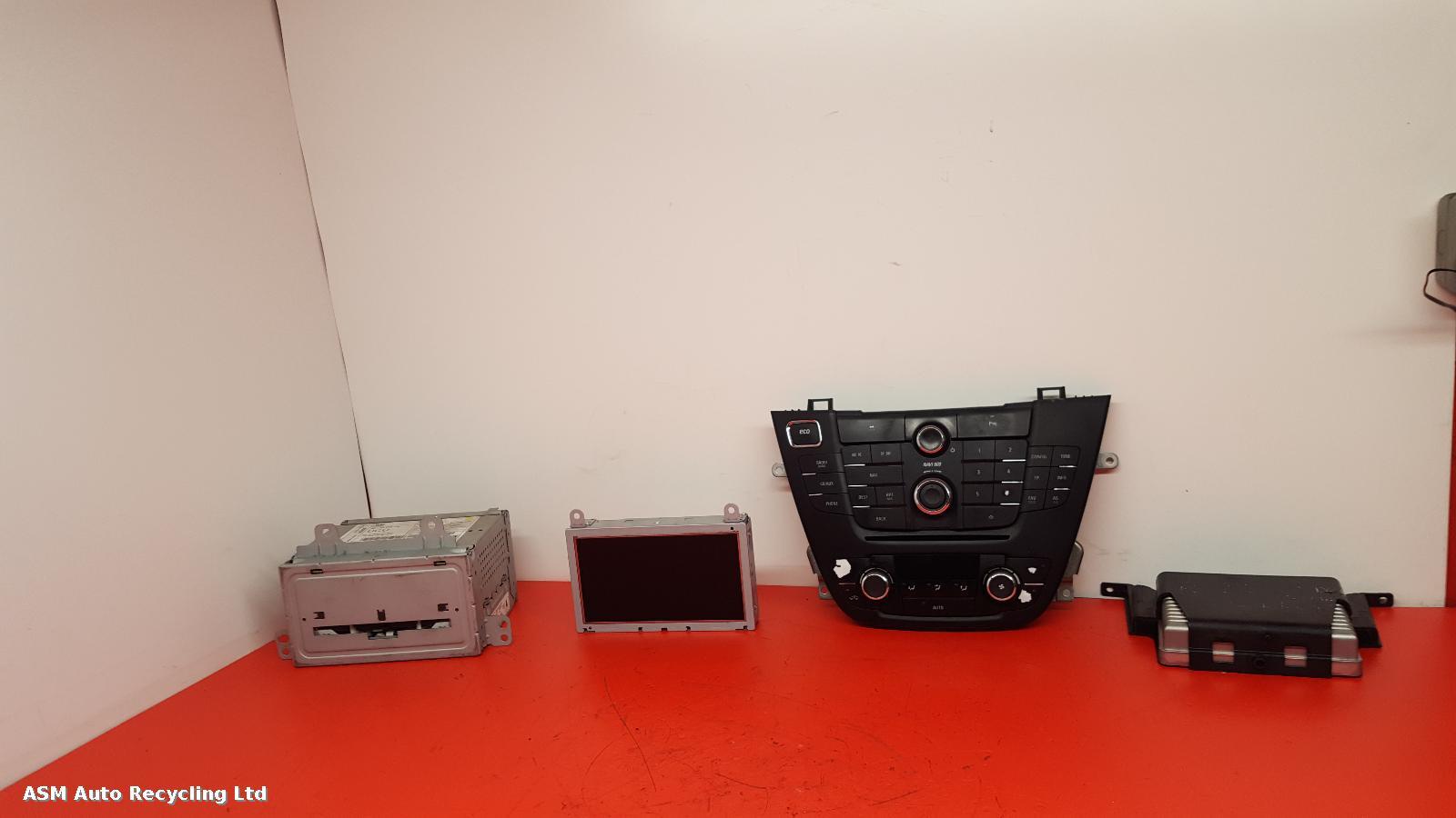 View Auto part A/V Equipment Vauxhall Insignia 2011