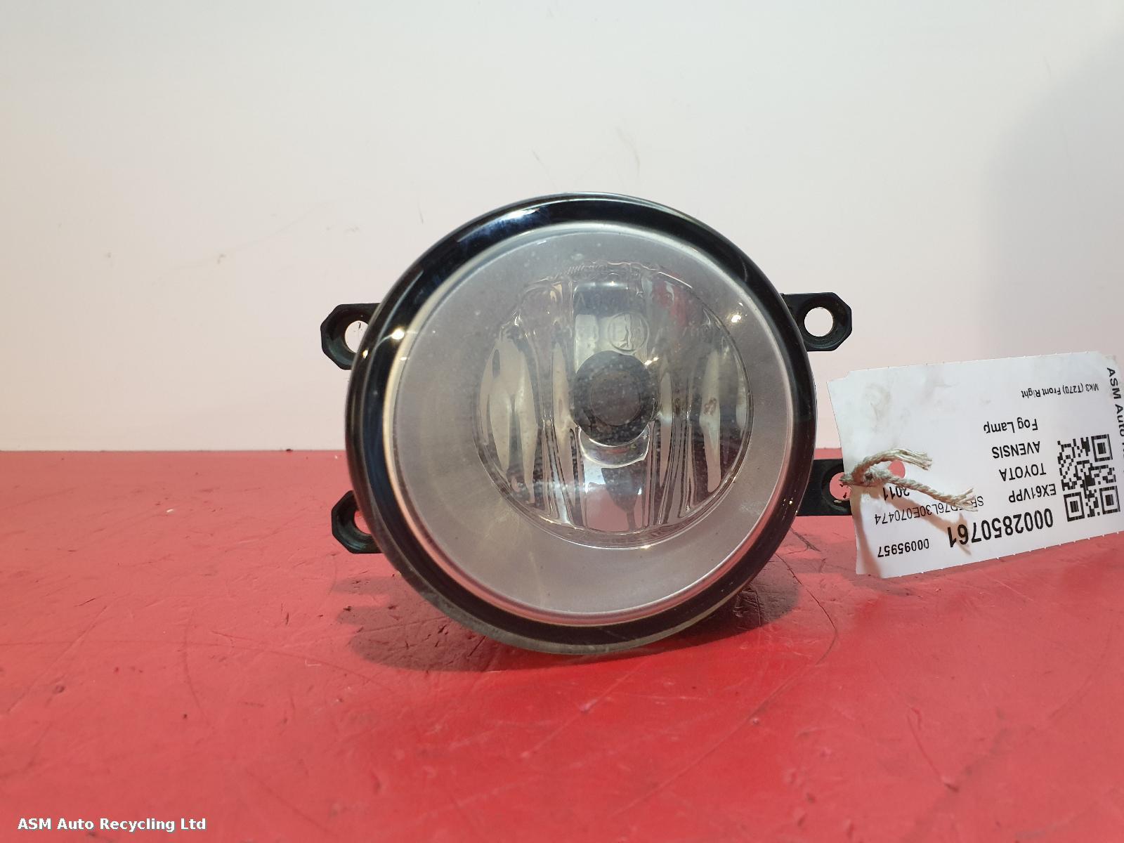 View Auto part Fog Lamp Toyota Avensis 2011