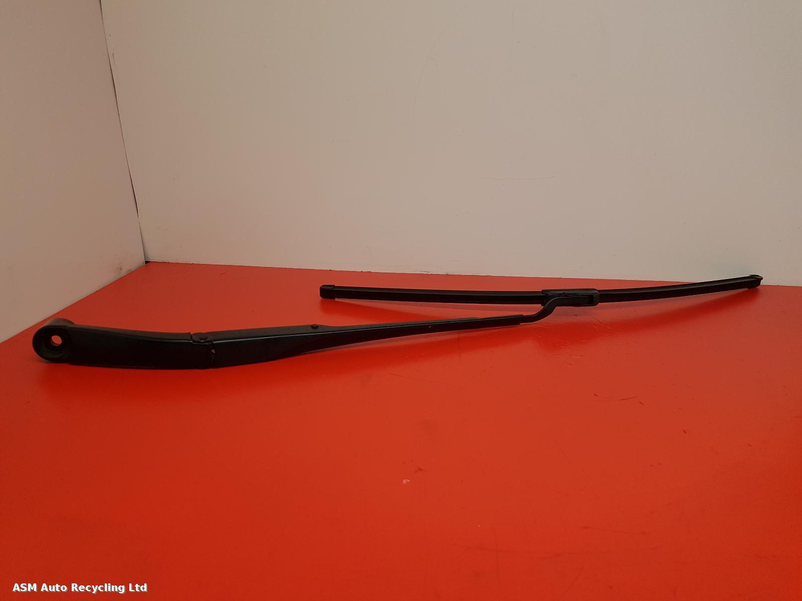 View Auto part Wiper Arm Kia Ceed 2014
