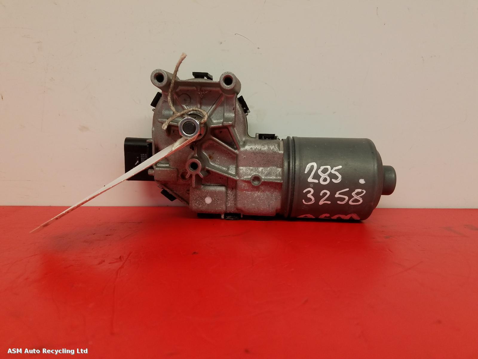 View Auto part Wiper Motor Front Bmw X3 2005