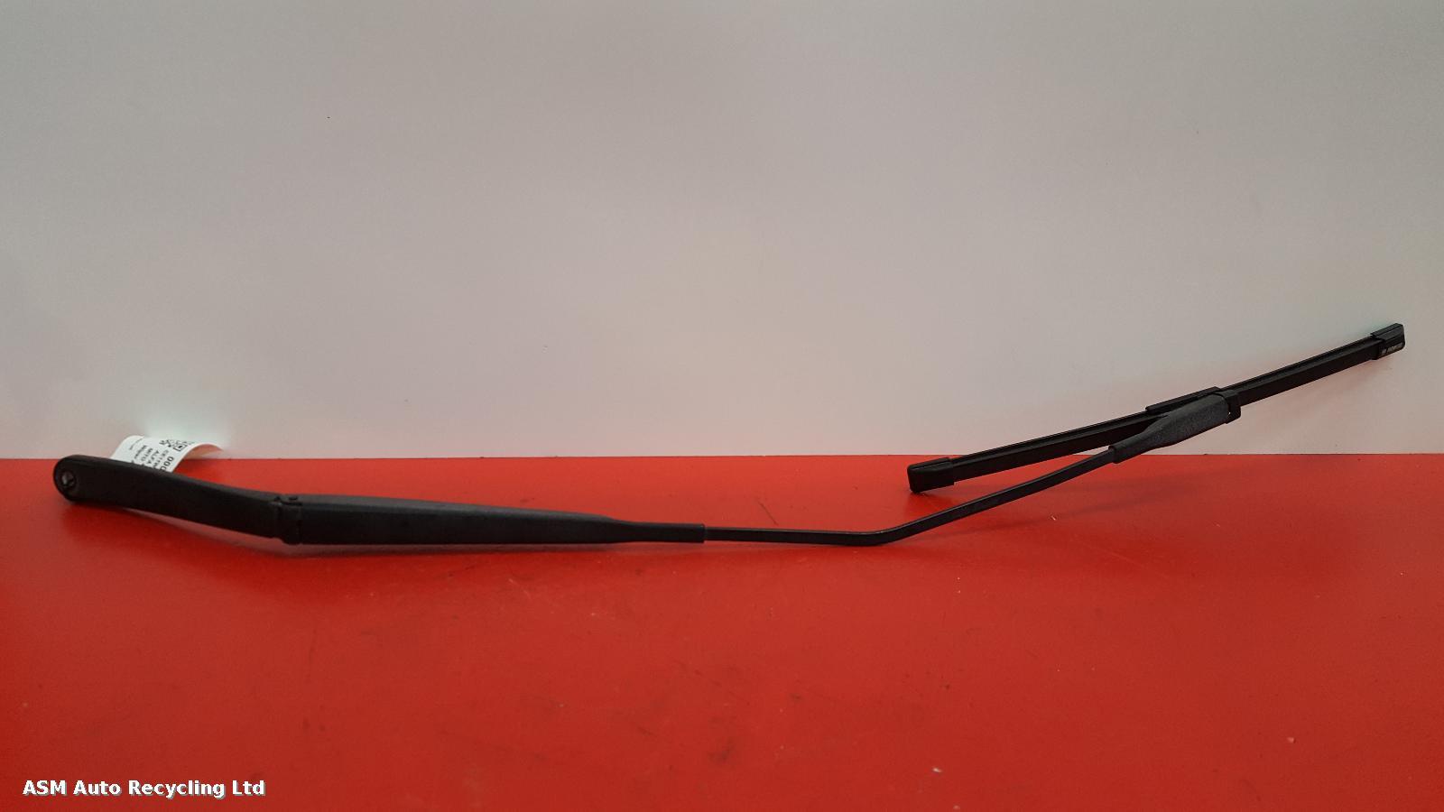 View Auto part Wiper Arm Alfa Romeo Mito 2011