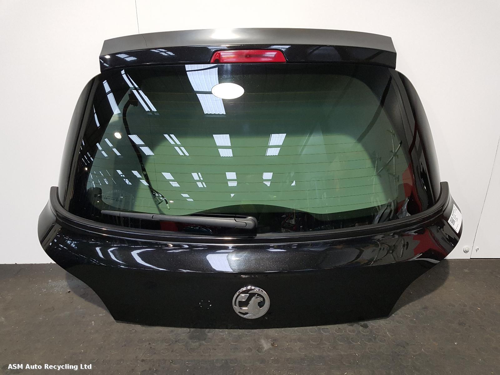 View Auto part Bootlid/Tailgate Vauxhall Adam 2017