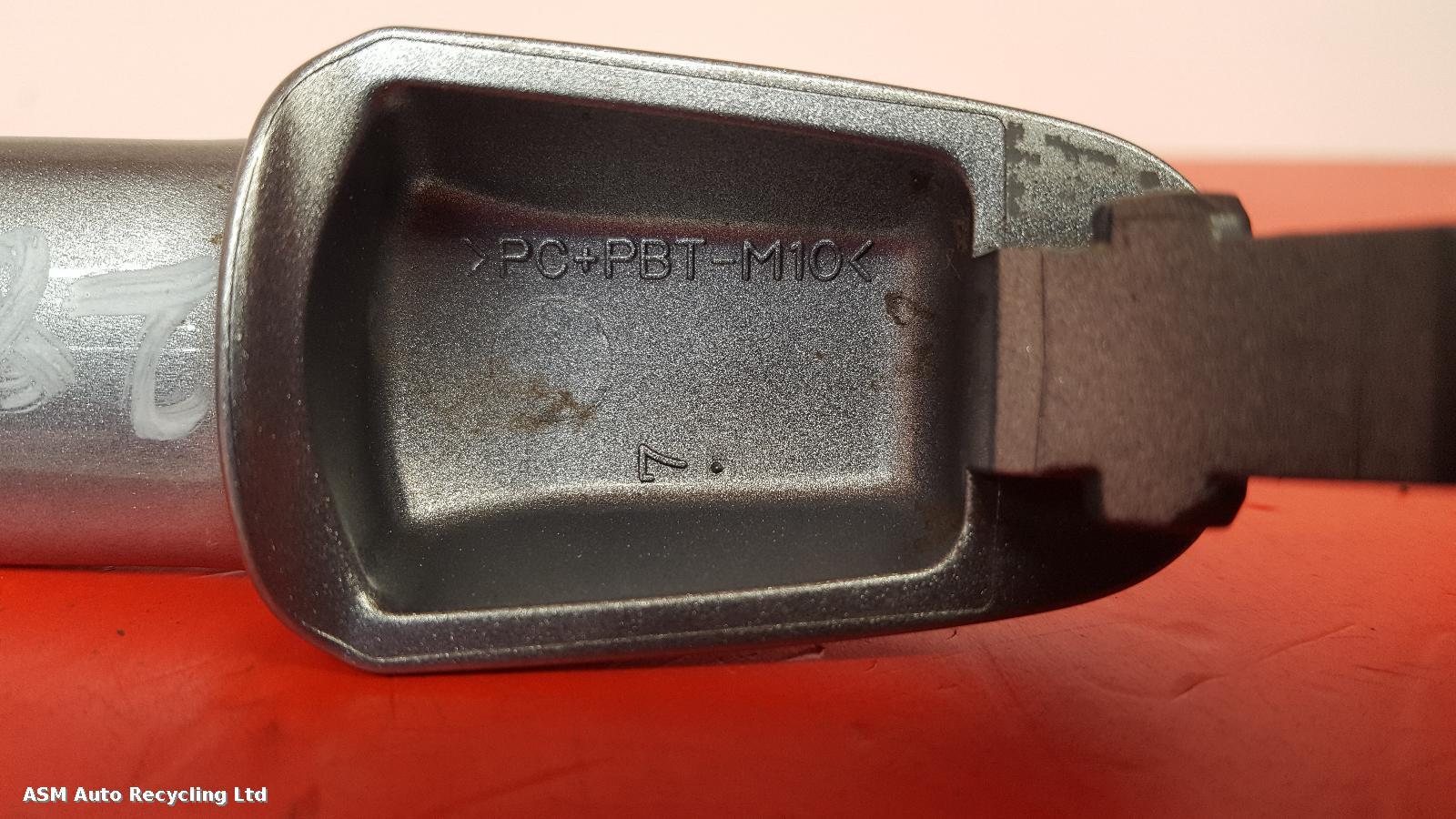 View Auto part Door Handle Toyota Yaris 2008