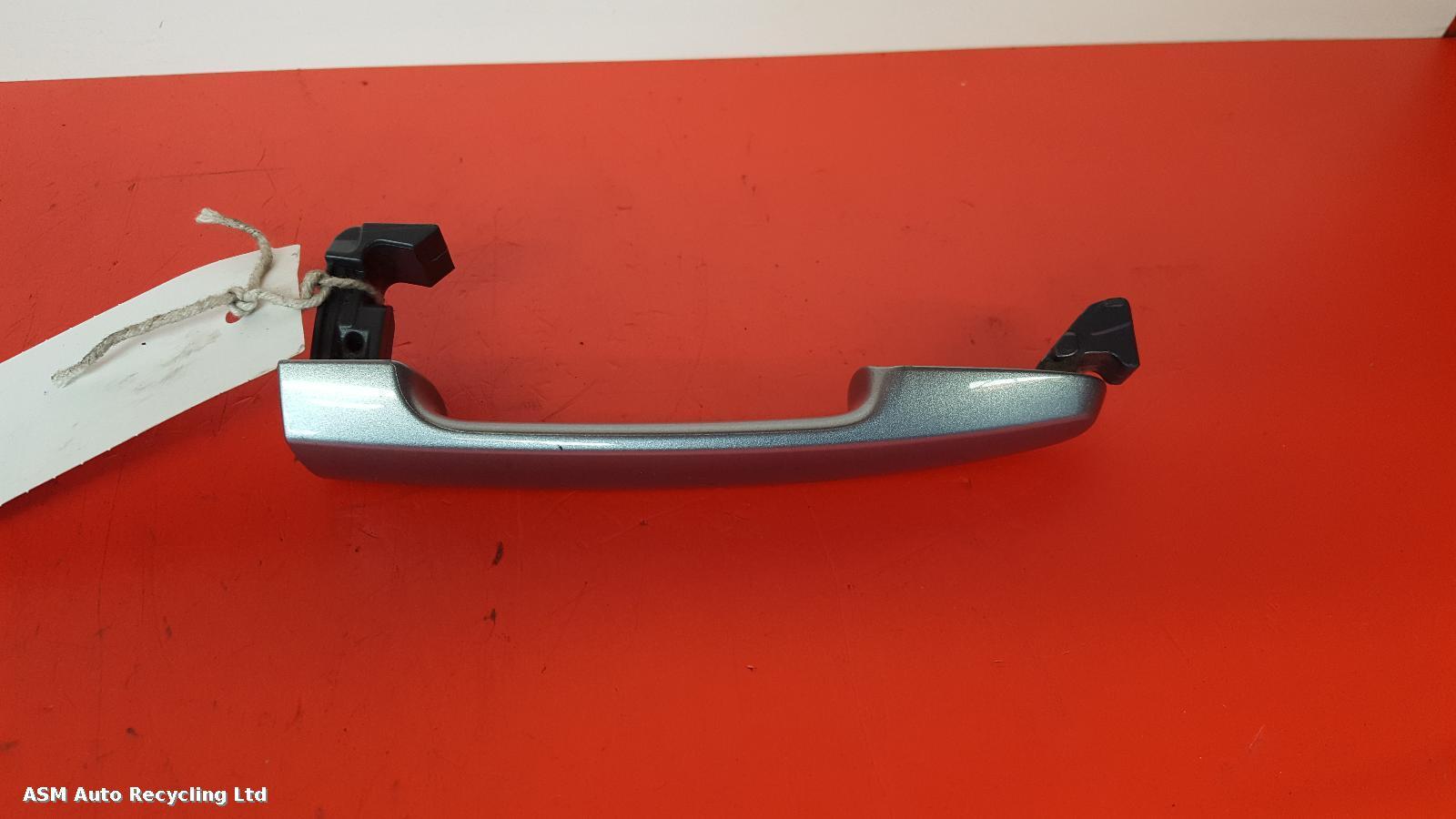 View Auto part Door Handle Toyota Yaris 2008