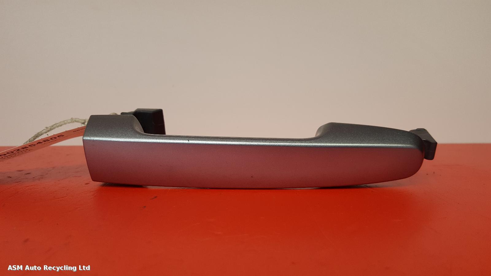View Auto part Door Handle Toyota Yaris 2008