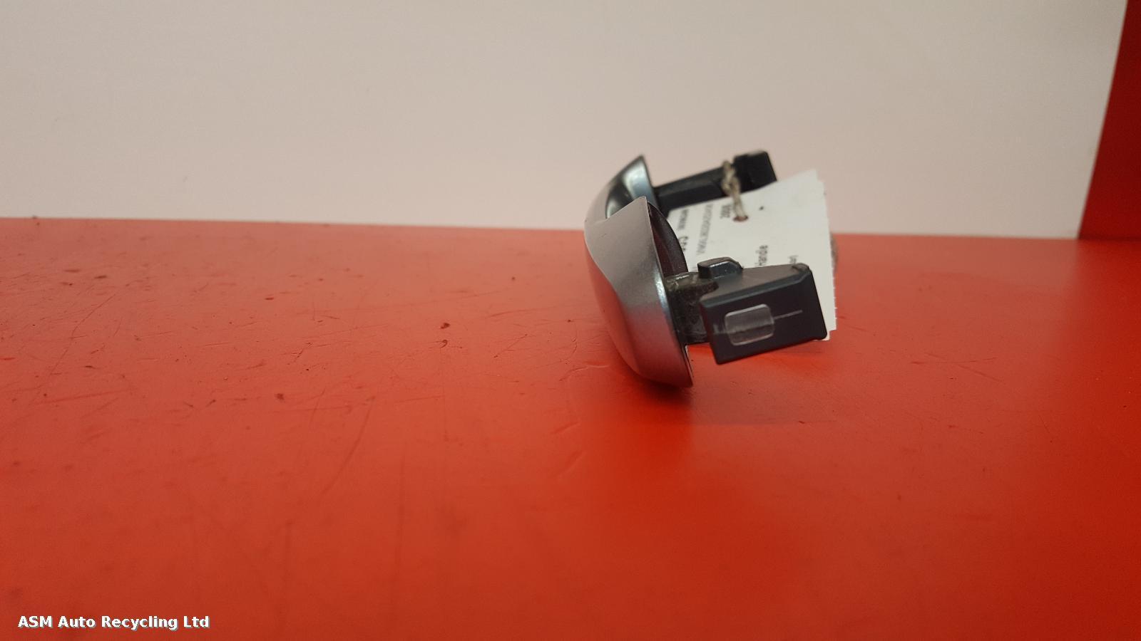 View Auto part Door Handle Toyota Yaris 2008