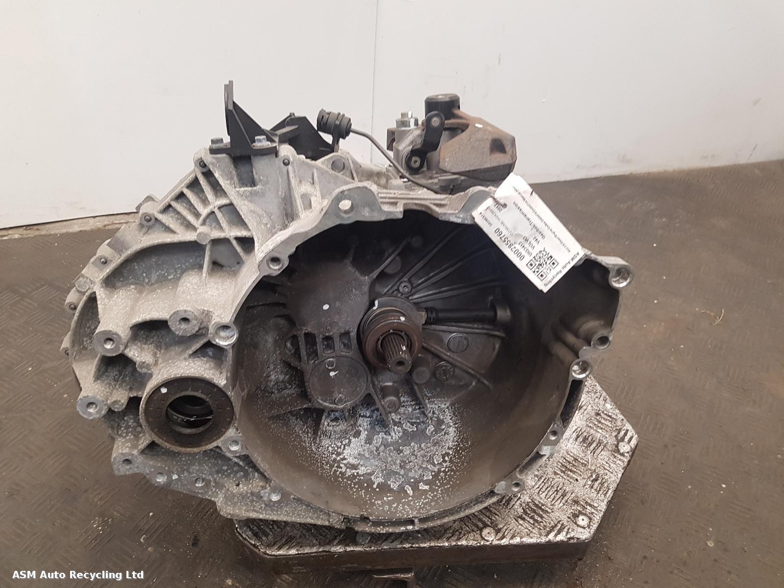 View Auto part Gearbox Volvo V40 2017