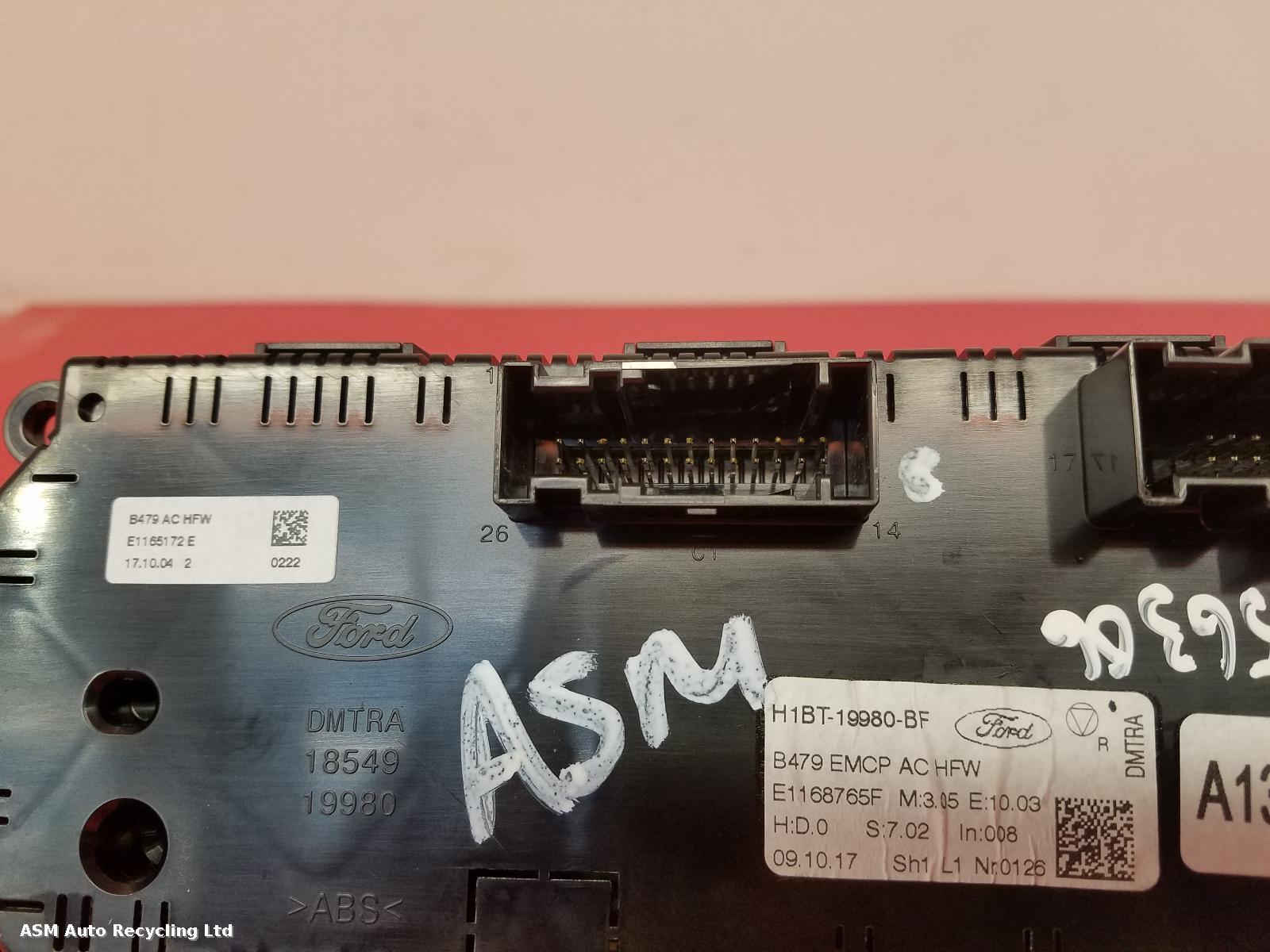 View Auto part Heater/AC Controller Ford Fiesta 2017