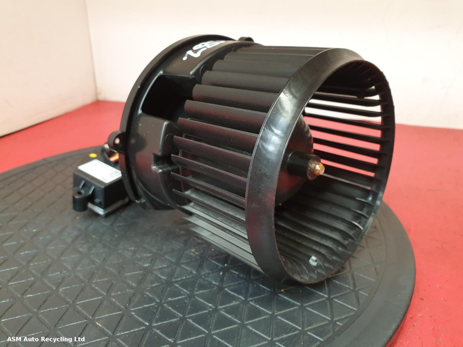 View Auto part Heater Motor/Assembly Bmw I3 2020