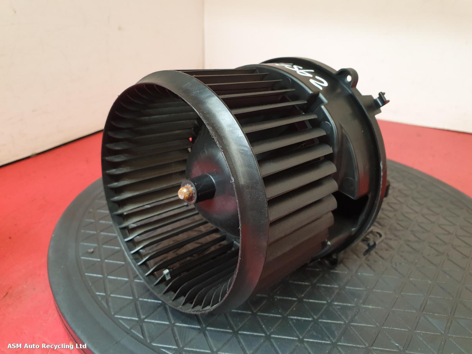 View Auto part Heater Motor/Assembly Bmw I3 2020