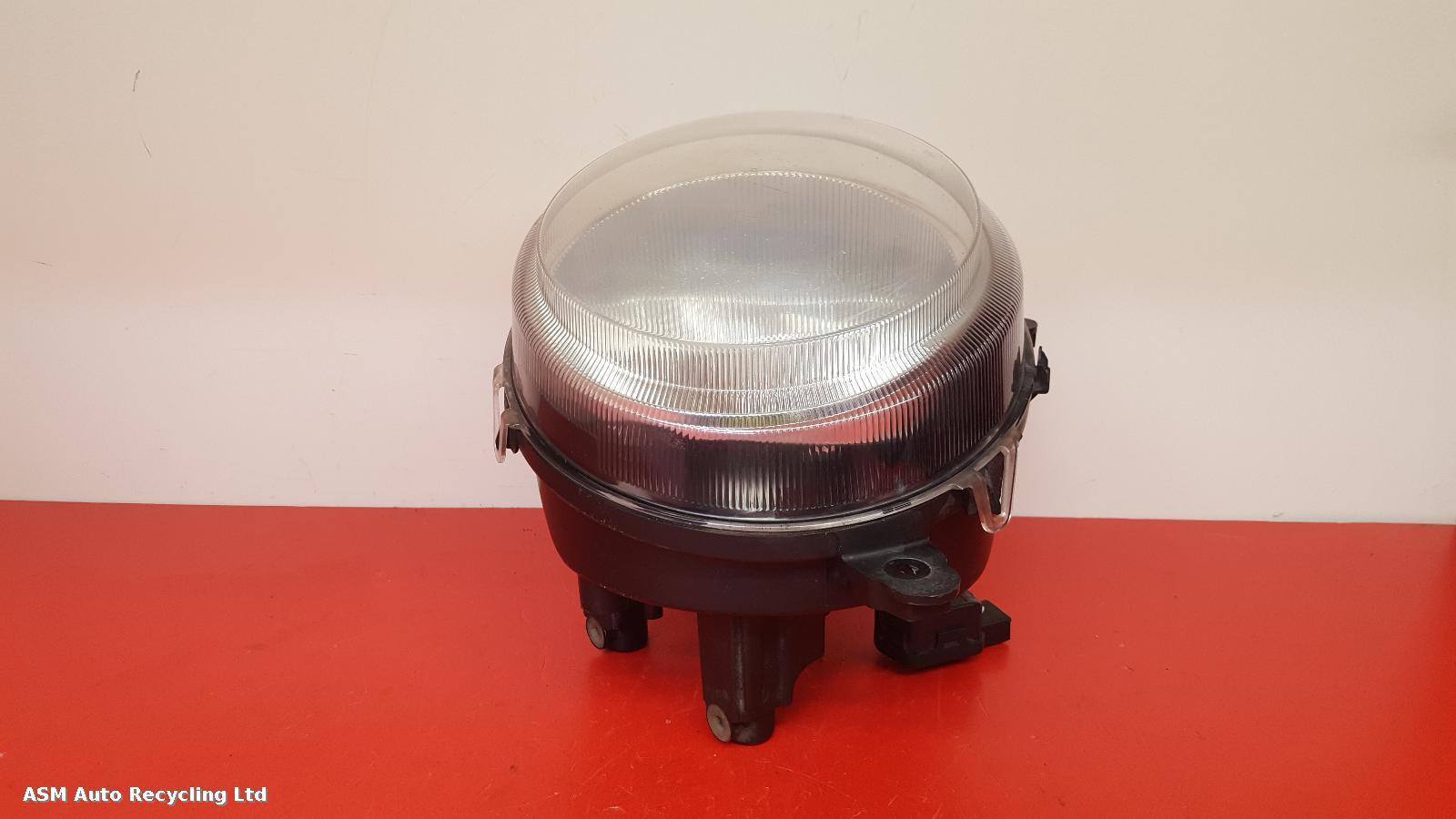 View Auto part R Headlamp Jeep Compass 2009