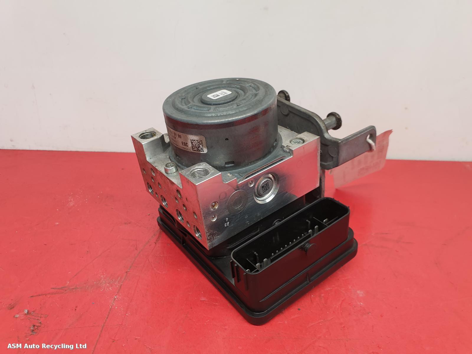 View Auto part ABS Pump/Modulator Mercedes C Class 2017