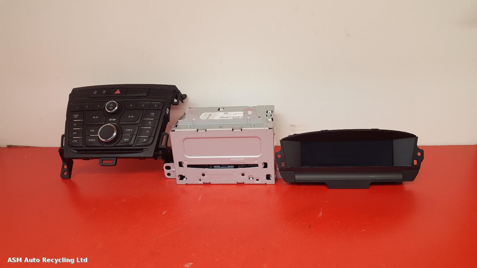 View Auto part A/V Equipment Vauxhall Zafira 2013
