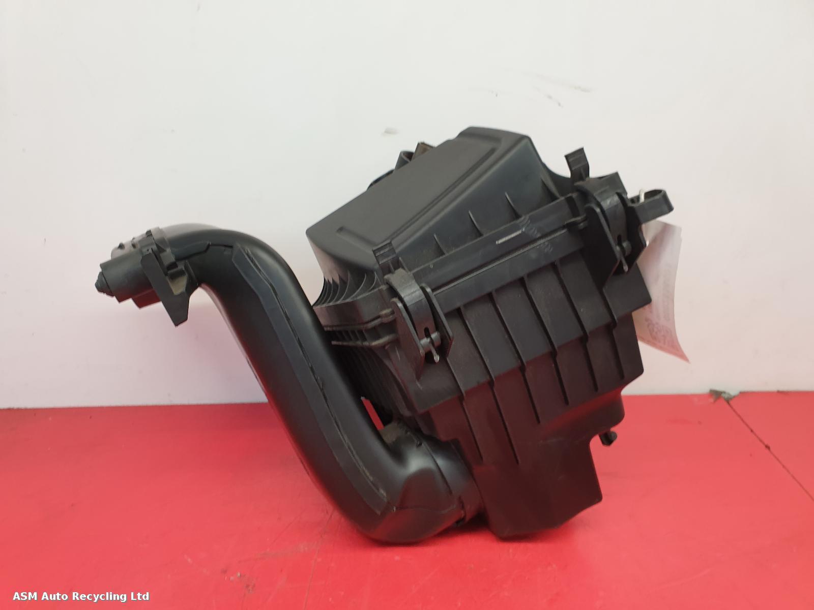 View Auto part Air Cleaner/Box Ford Ecosport 2019