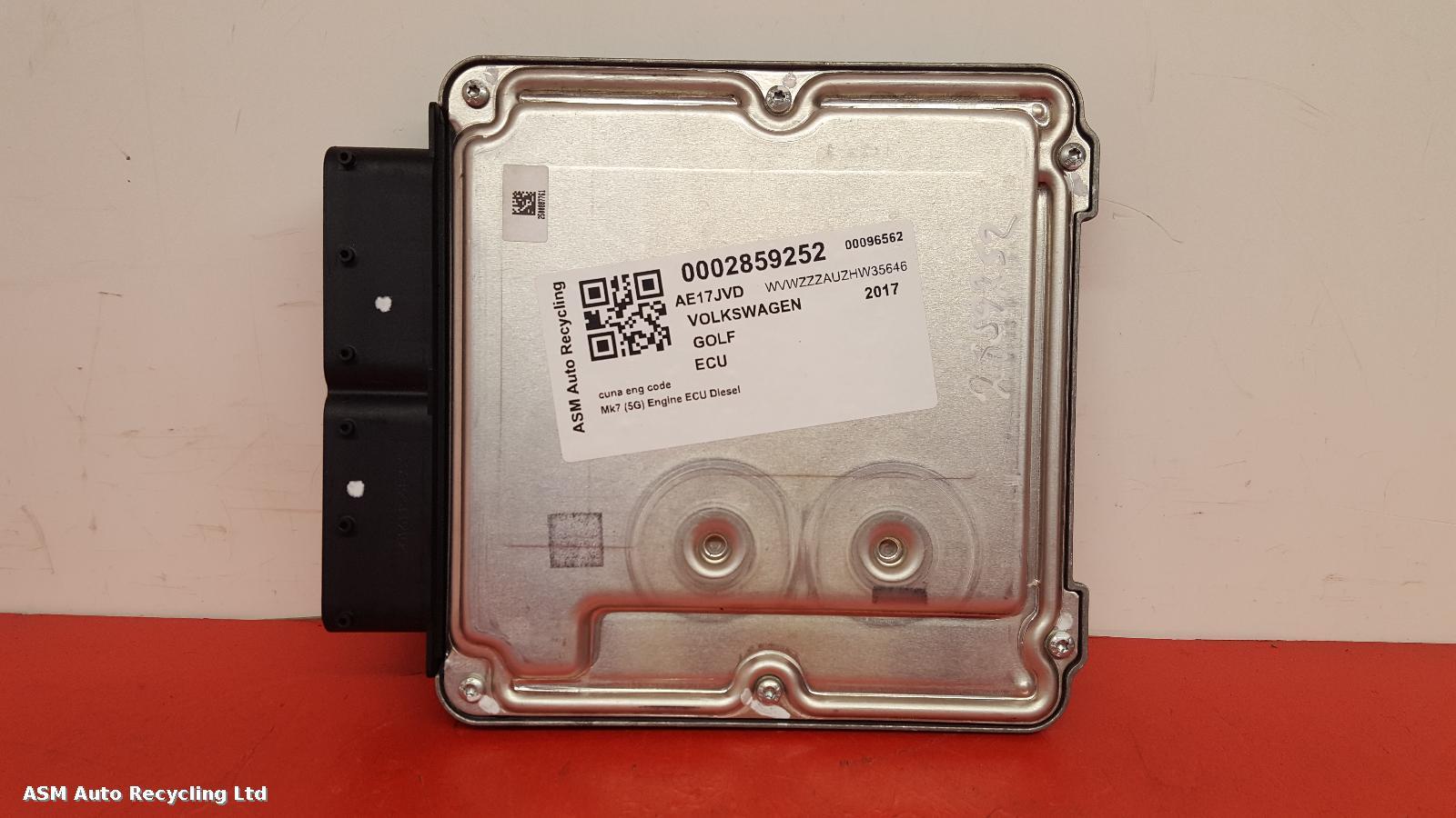 View Auto part ECU Volkswagen Golf 2017