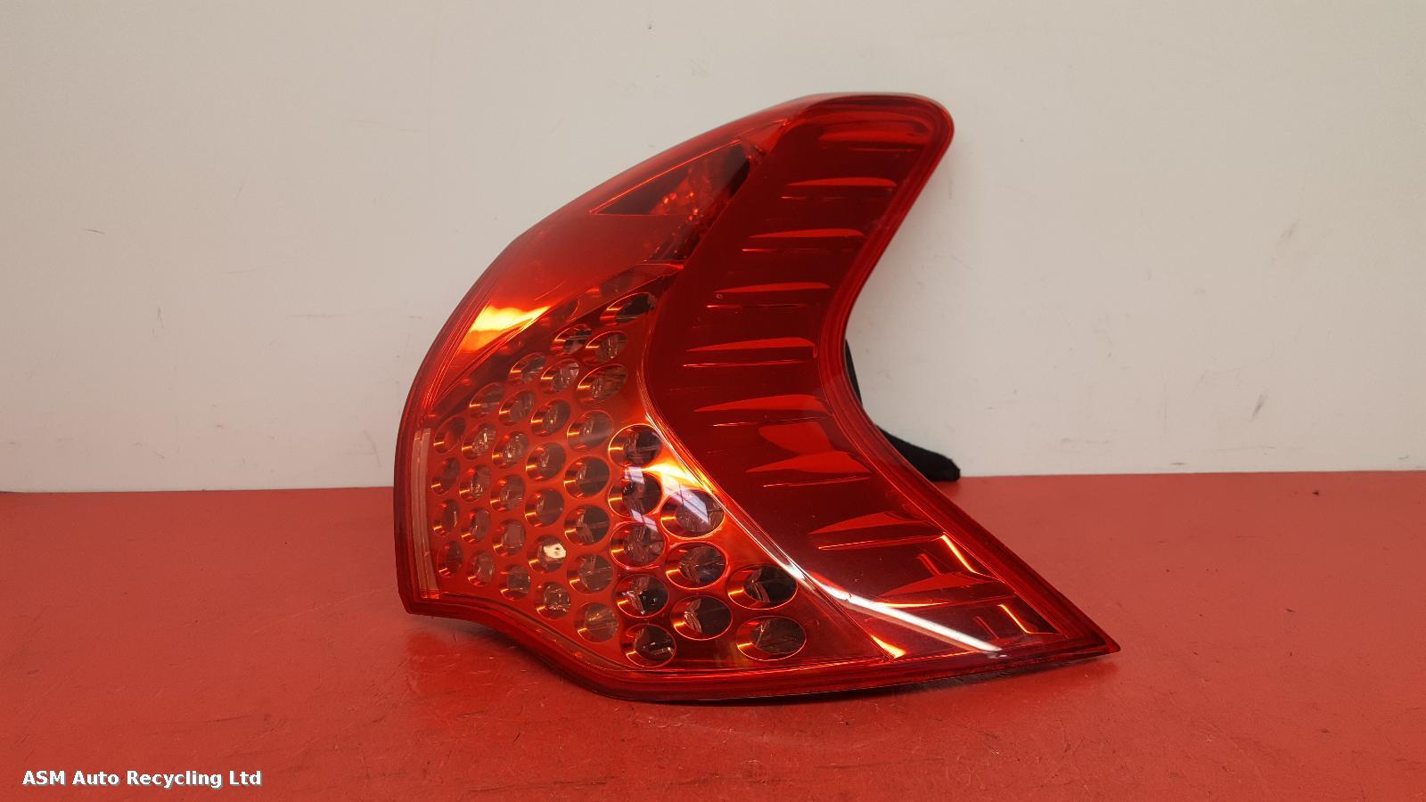 View Auto part R Taillight Peugeot 3008 2010