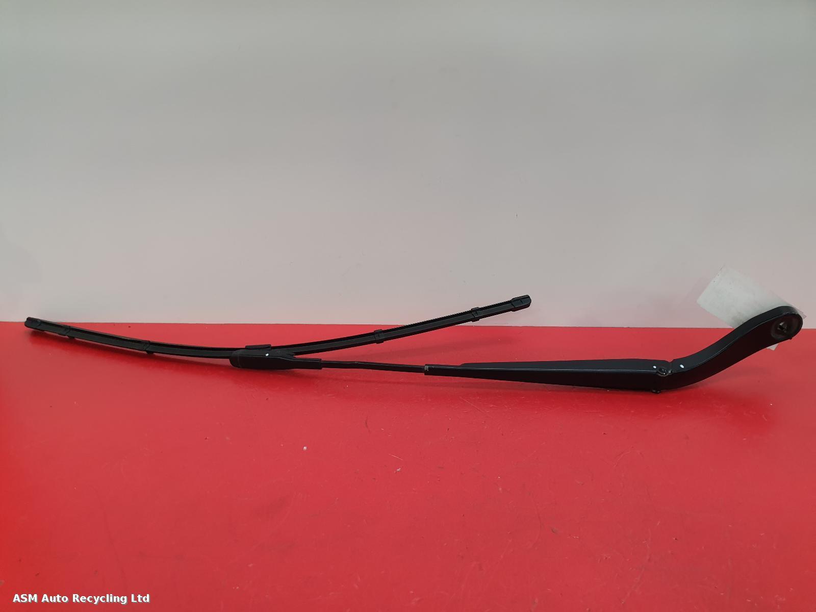 View Auto part Wiper Arm Ford Focus C Max 2013