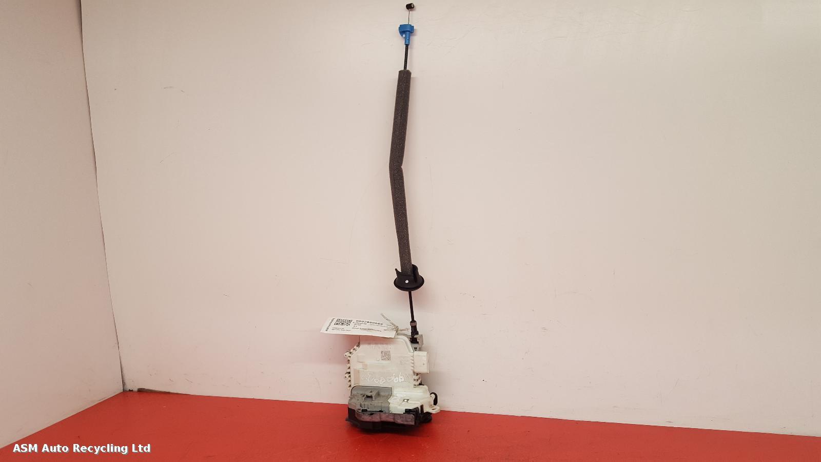 View Auto part Door Lock Assembly Audi A1 2016
