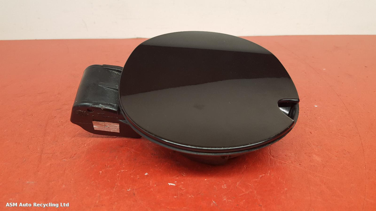 View Auto part Fuel Filler Flap Peugeot 208 2016