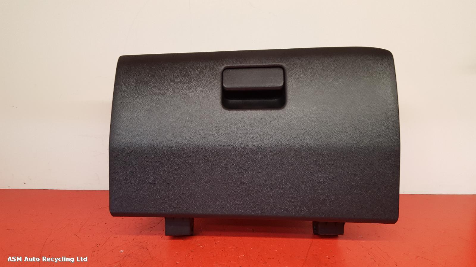 View Auto part Glove Box Suzuki Swift 2020