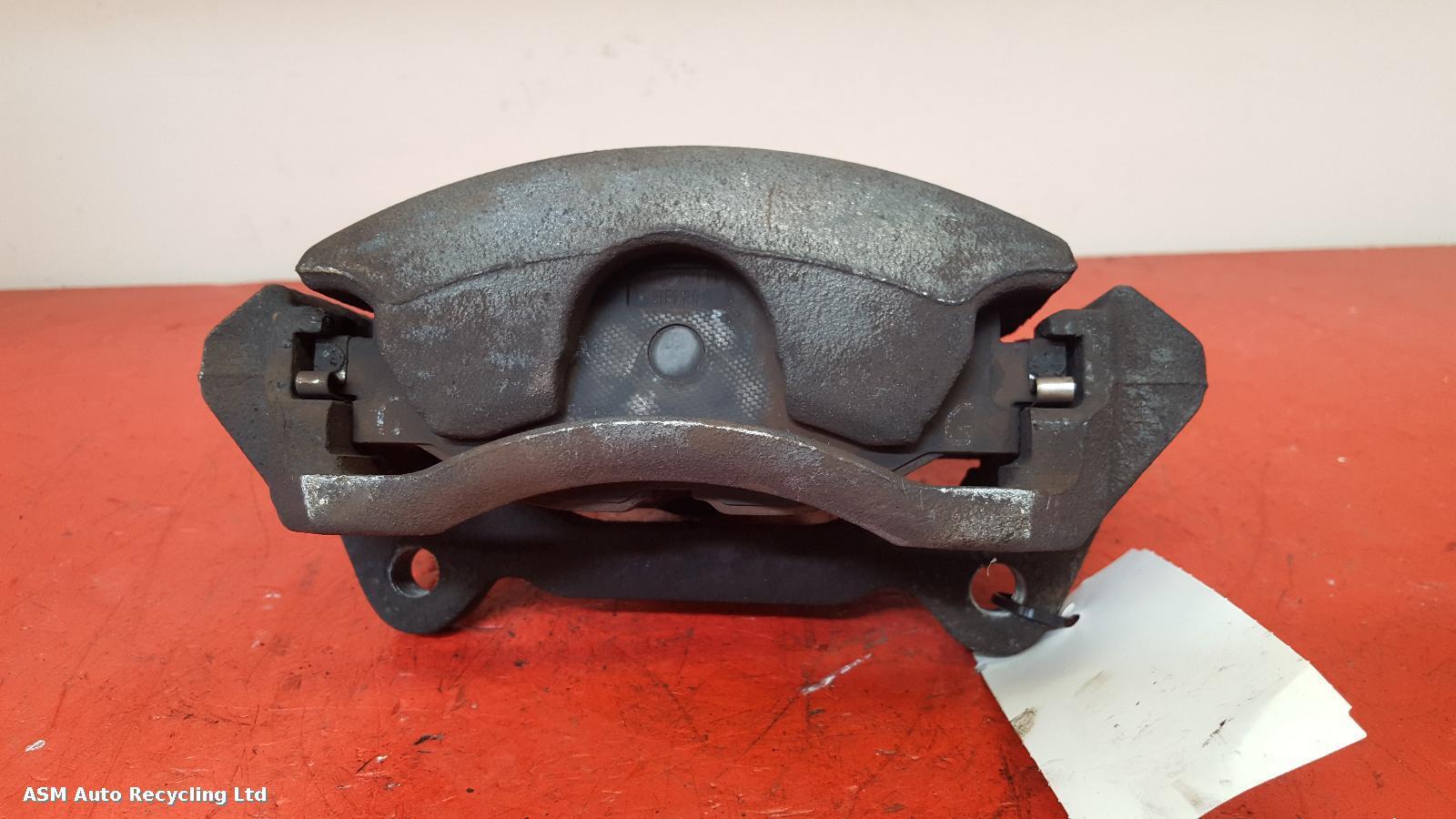 View Auto part Caliper Volkswagen Golf 2015