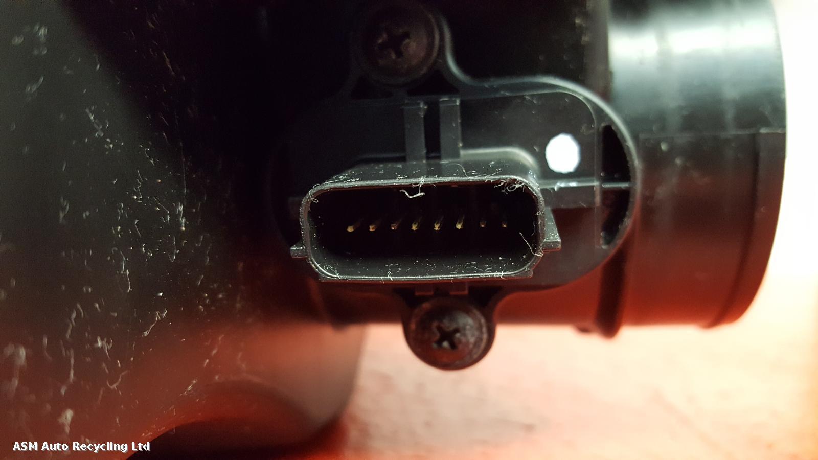 View Auto part Air Cleaner/Box Vauxhall Astra 2015