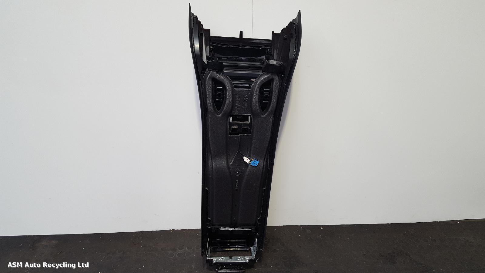 View Auto part Console Mercedes S Class 2014