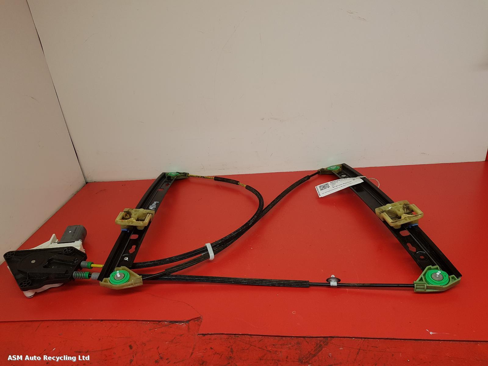View Auto part RF Window Regulator Audi A1 2010